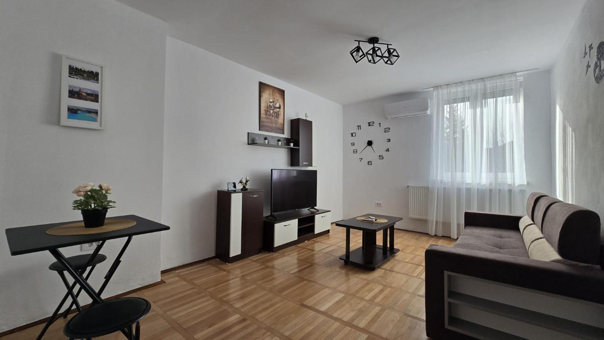 Apartament Confort Hd Hunedoara Exteriér fotografie